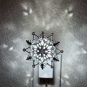SNOWFLAKE Nightlight Wallflowers Plug